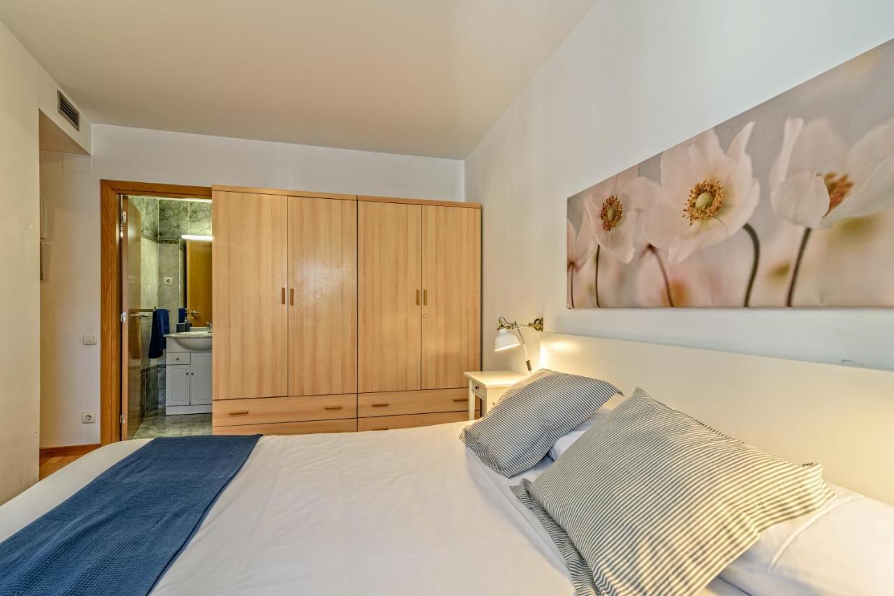 Apartamento&Piscina Cerca De Barcelona Ripollet Eksteriør billede