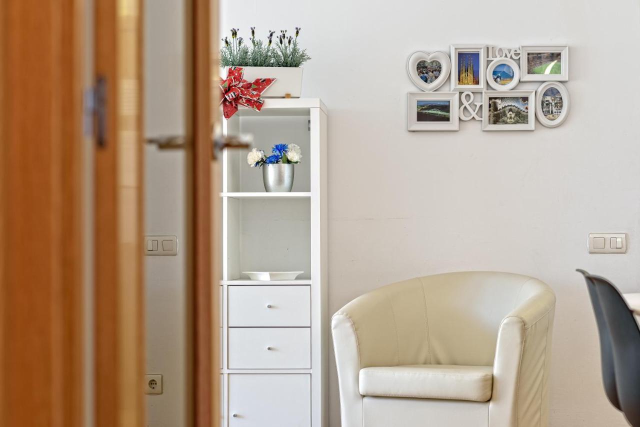 Apartamento&Piscina Cerca De Barcelona Ripollet Eksteriør billede